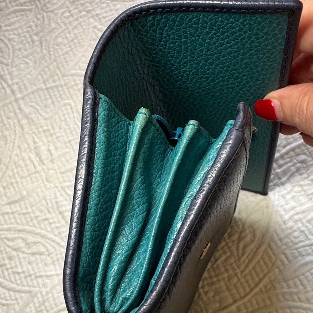 Gucci Vintage Navy and Teal Leather Wallet - Picture 6 of 9